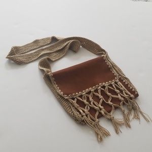 🛍 "Chic Suede Crossbody Bag in Brown & Tan"